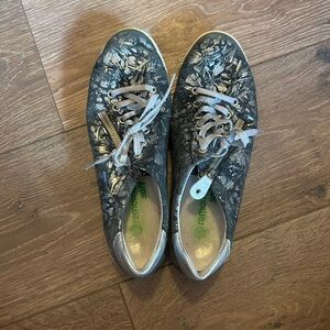 Remonte soft fairly used but really cute